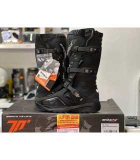 Bottes touring Seventy SD-BA4 impermeable noir