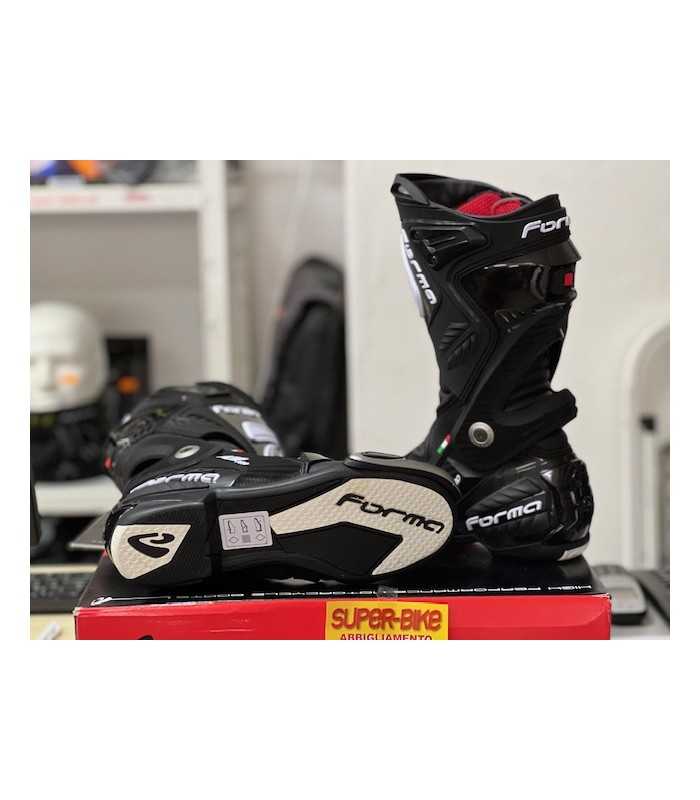 Forma Ice Pro black boot