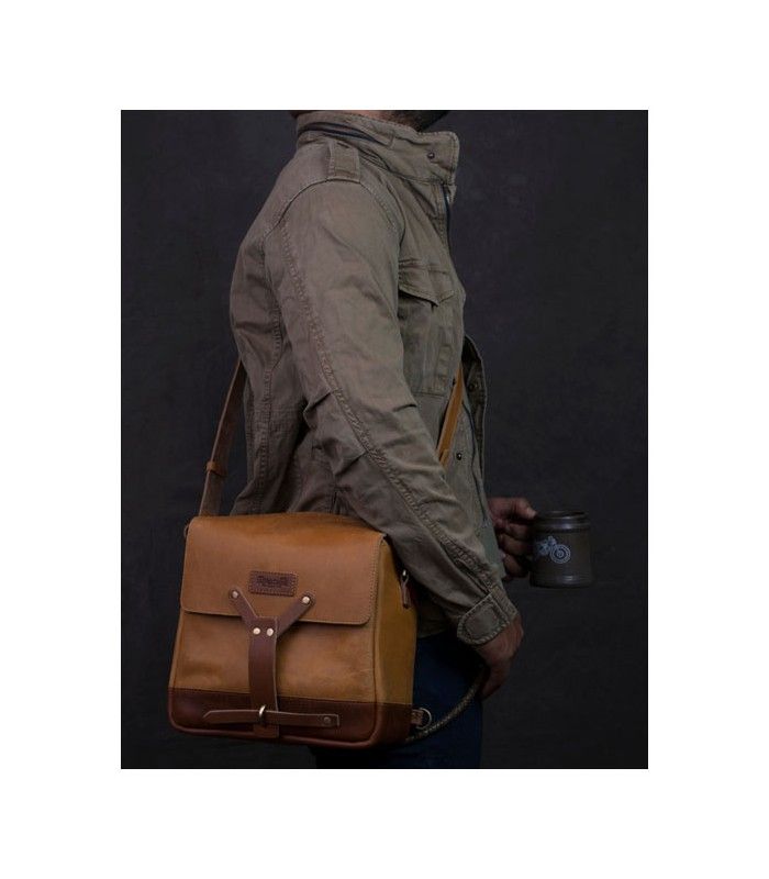 TRIP MACHINE MESSENGER BAG tan