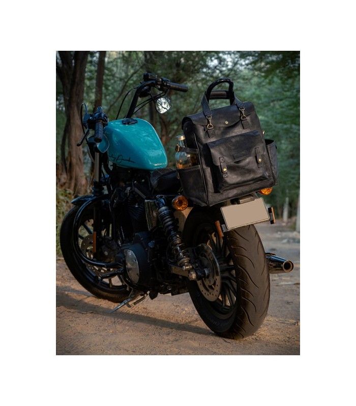 TRIP MACHINE OUTLANDER SADDLEBAG black