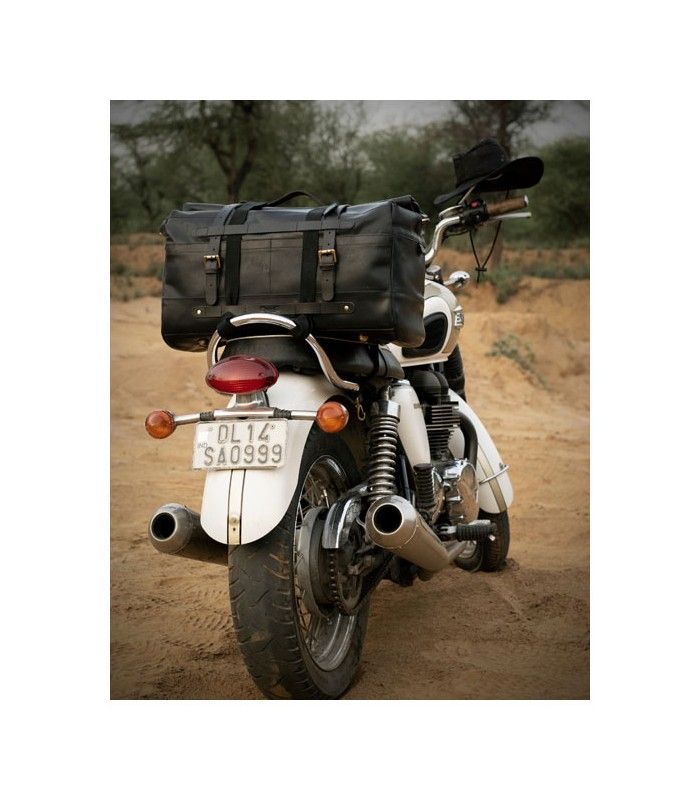 TRIP MACHINE OUTLAW DUFFEL BAG black