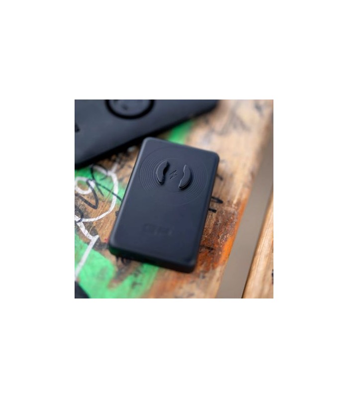 SP Connect Wireless Power Bank