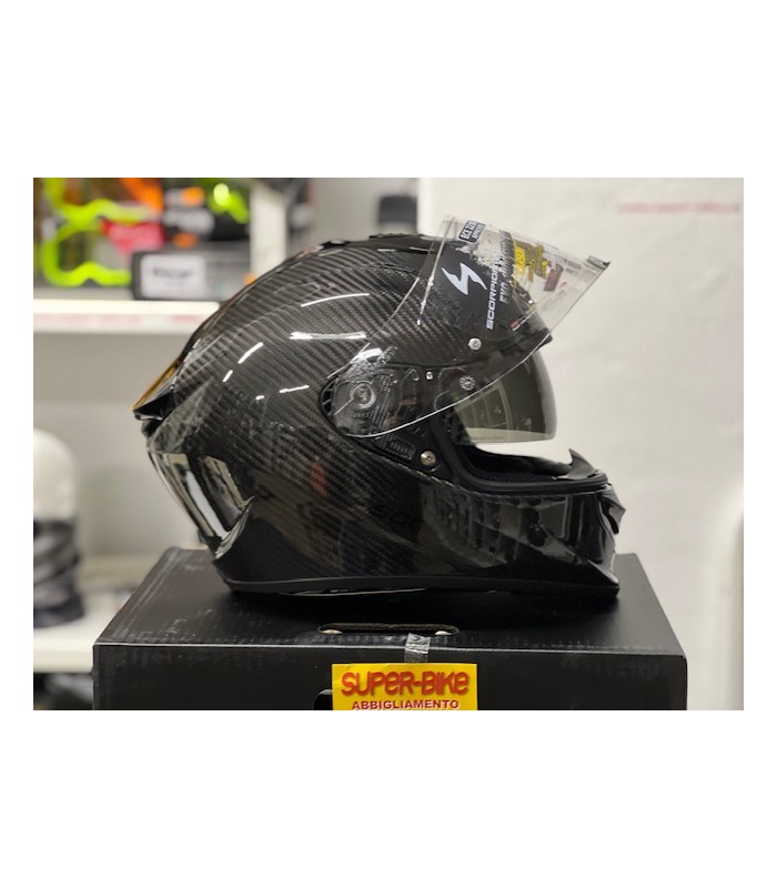Scorpion Exo 1400 Evo 2 carbon Air helmet