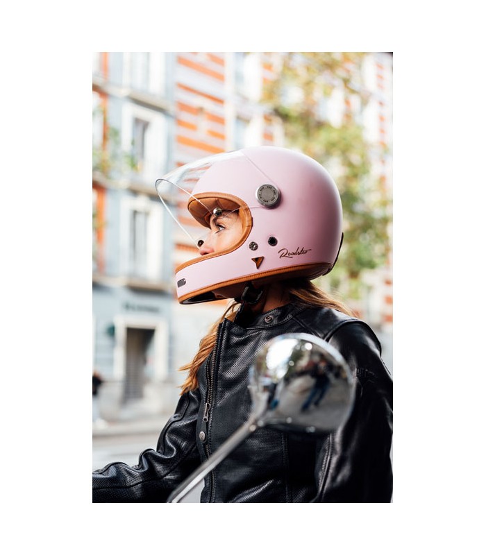 By City Roadster 3 pink helm