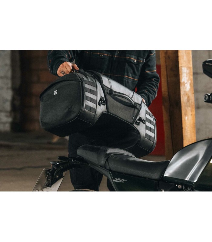 SW-Motech Legend Gear tail bag LR5. Black. 52 l