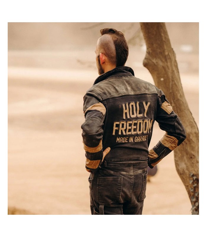 Holy Freedom Tutonero overall
