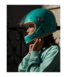 By City Roadster 3 aqua helm