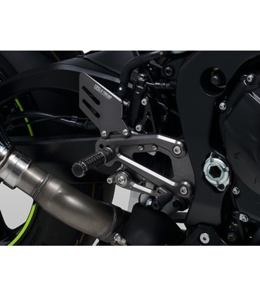 Yoshimura X-Tread pedane regolabili Suzuki Gsx-R 1000 R (2017-21)