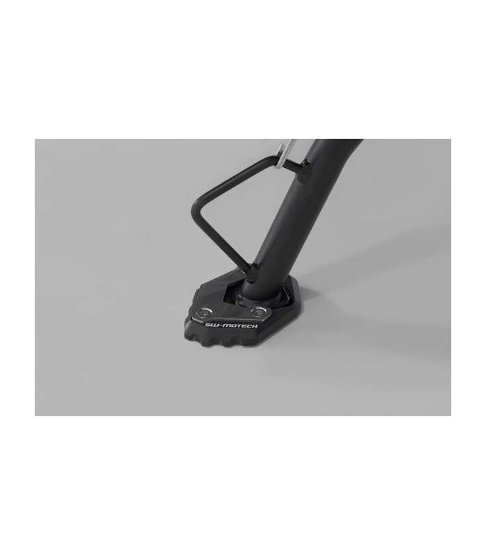 SW-Motech base maggiorata per cavalletto laterale CFMoto 800MT / 800MT-X.