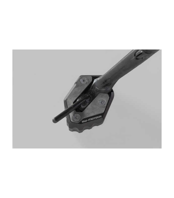 SW-Motech base maggiorata per cavalletto laterale Yamaha MT-09 (20-)/ XSR900 (21-)