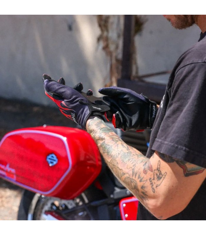 Thrashin Flame red gloves